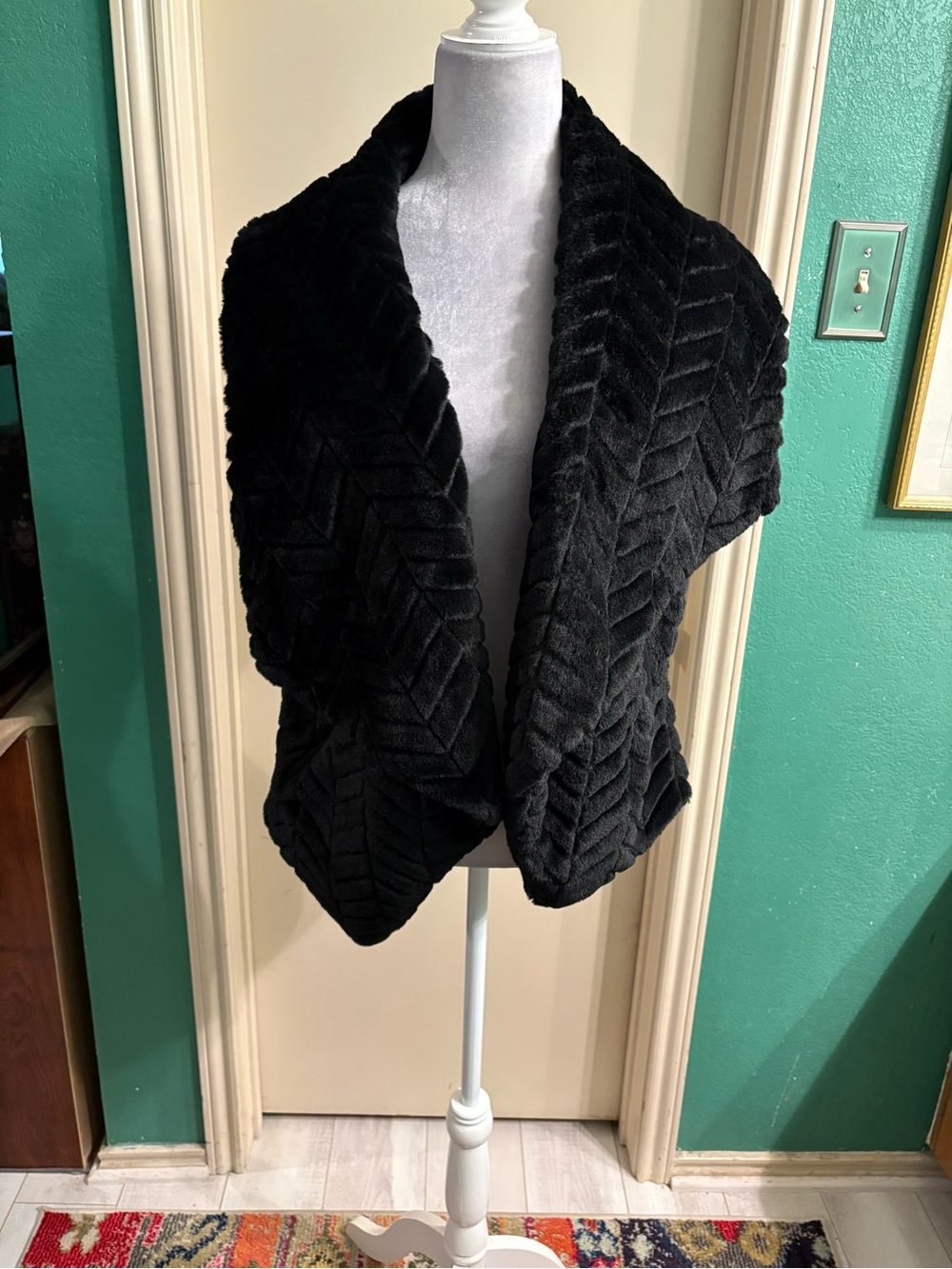 Jou Jou Black Chevron Pattern Faux Fur Open-Front Vest
